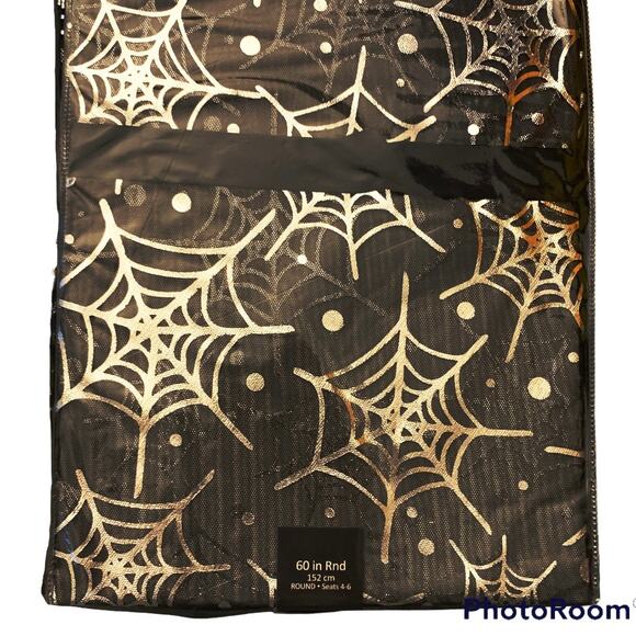 Halloween Mint & Ivy Spooky Spiderweb Spider Webs Metallic  52 X 70 Tablecloth - Picture 1 of 7